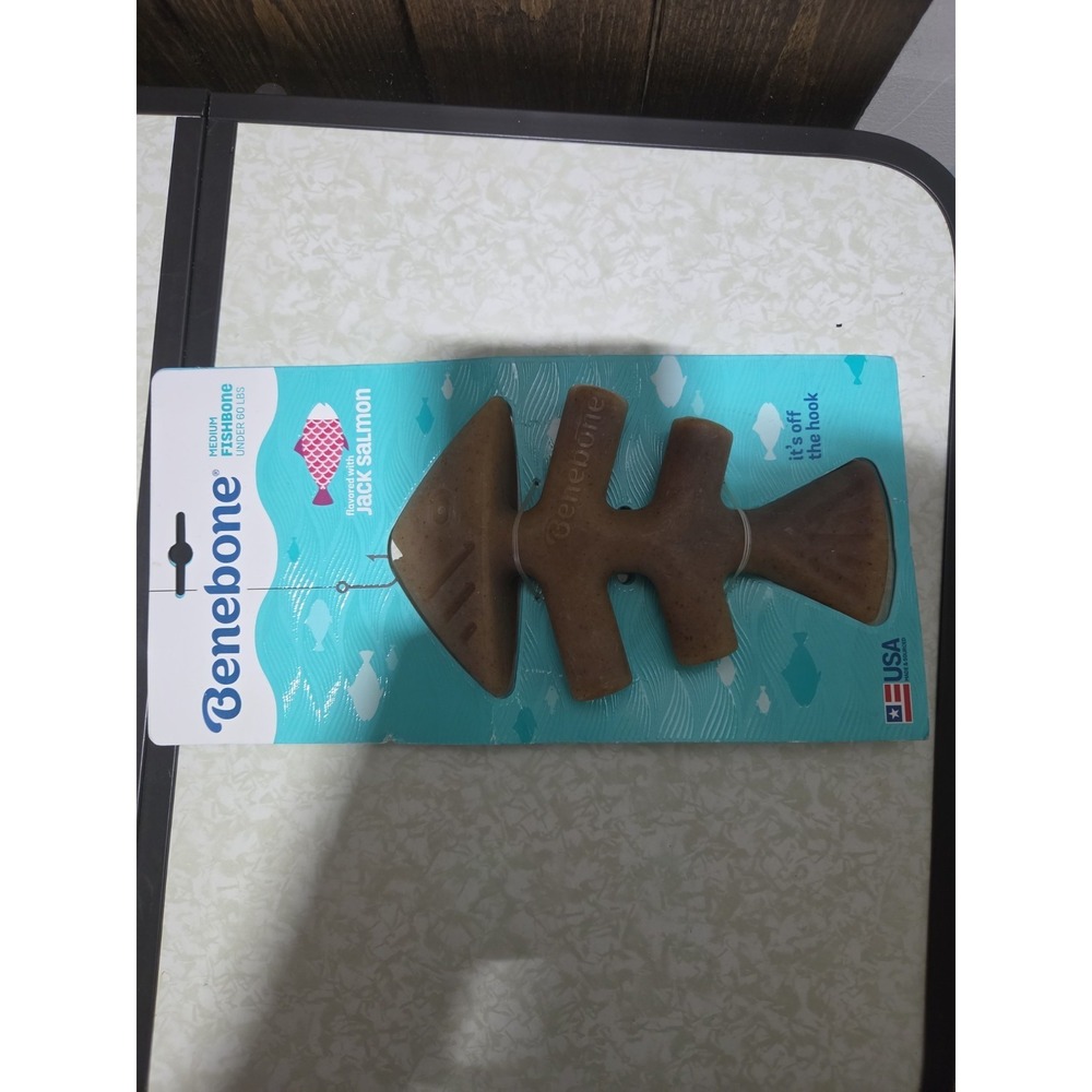 Benebone FISHBONE Dog Chew MEDIUM Salmon Flavor